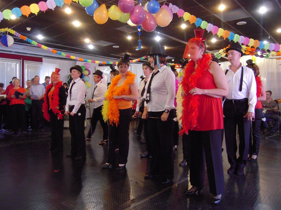 HelloDolly1.jpg HelloDolly1.jpg