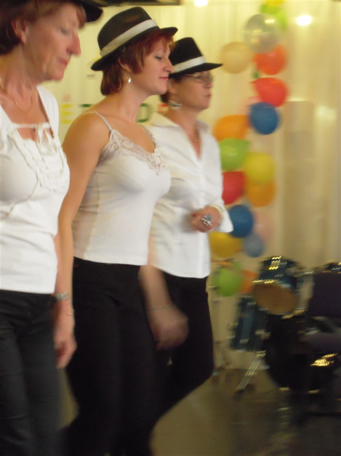 SomeThing.jpg SomeThing.jpg