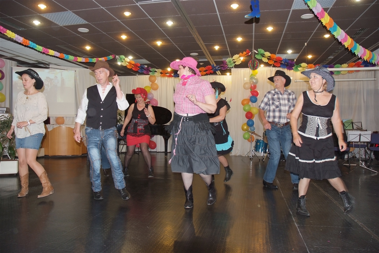 groupe2.jpg groupe2.jpg